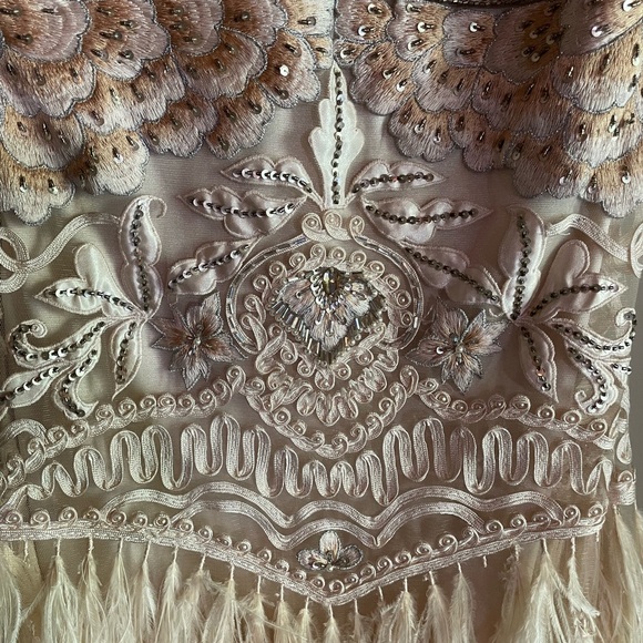 Elegant Cream Feathered Strapless Mini Dress - Picture 3 of 11